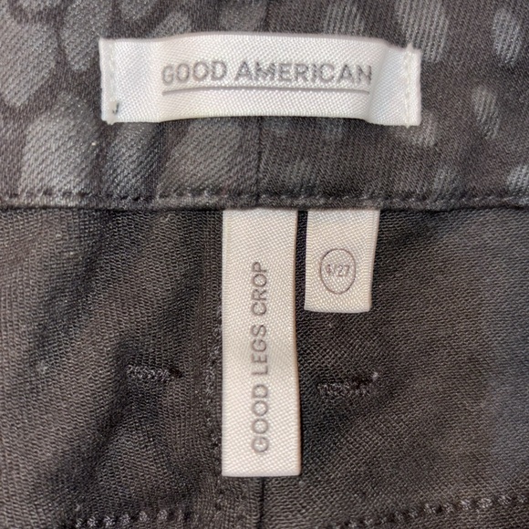 Good American Good Legs Crop Animal Print Jean Size 27 / 4 Black STRETCH! - Picture 11 of 15